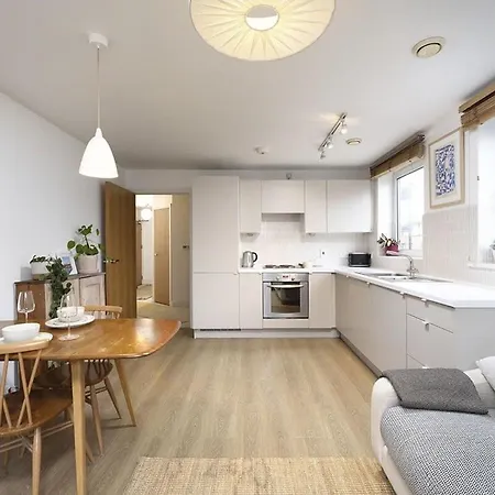 Lovely One Bedroom Apartment In Elephant Castle
